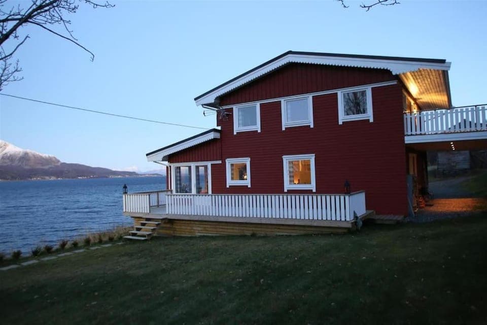 Innsletta holiday home House in Nordland, Norway