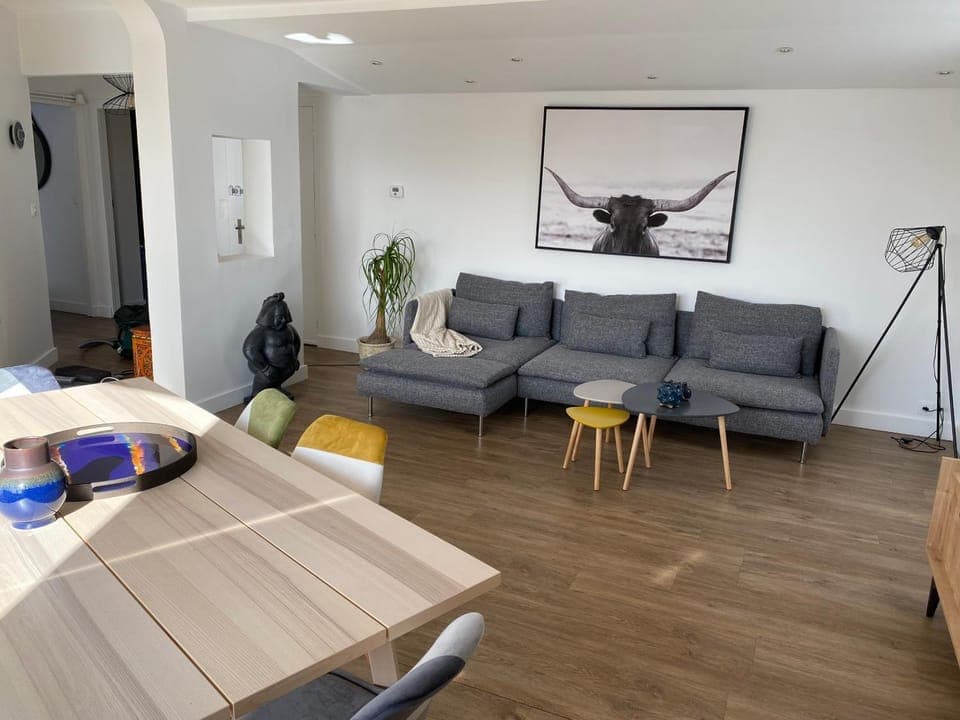 Living room, Dining area