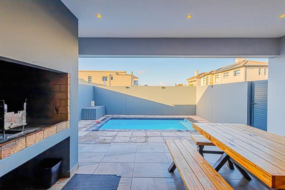Patio, BBQ facilities, Swimming pool