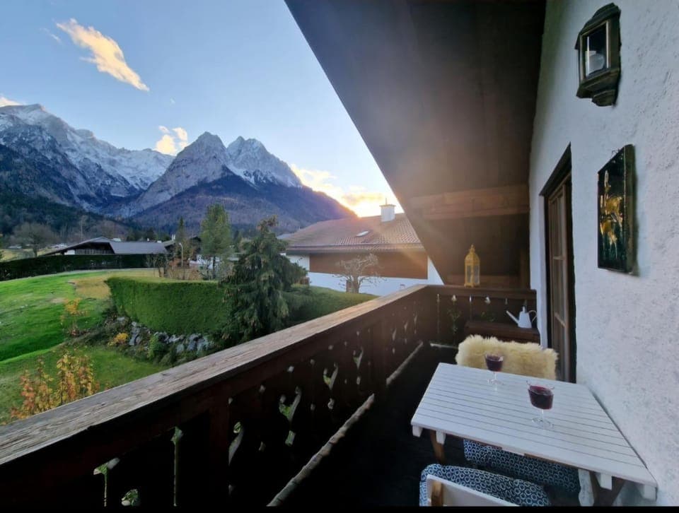 Natural landscape, View (from property/room), Balcony/Terrace, Mountain view