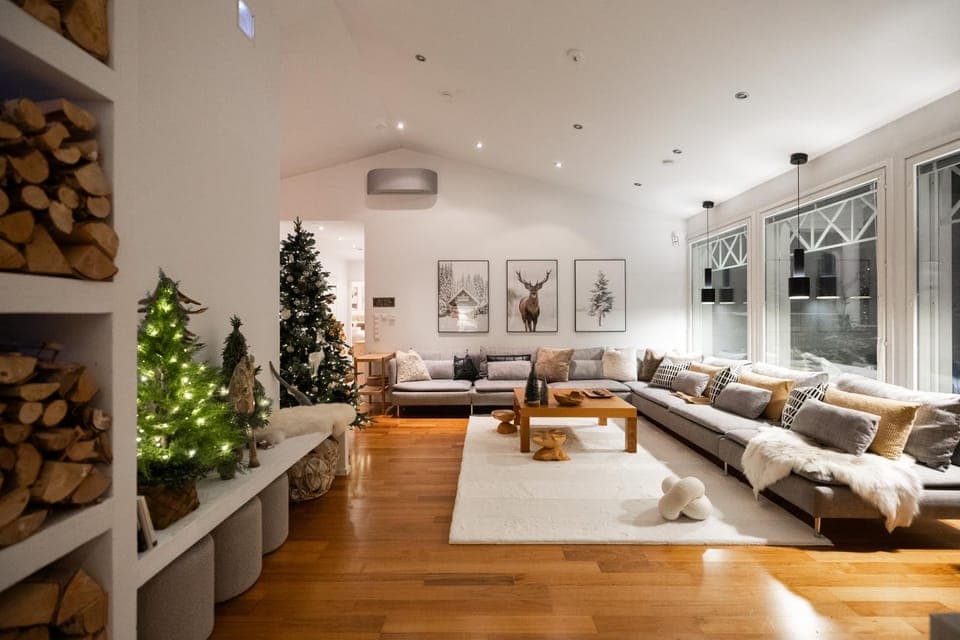 Living room, Photo of the whole room, Seating area, Bedroom