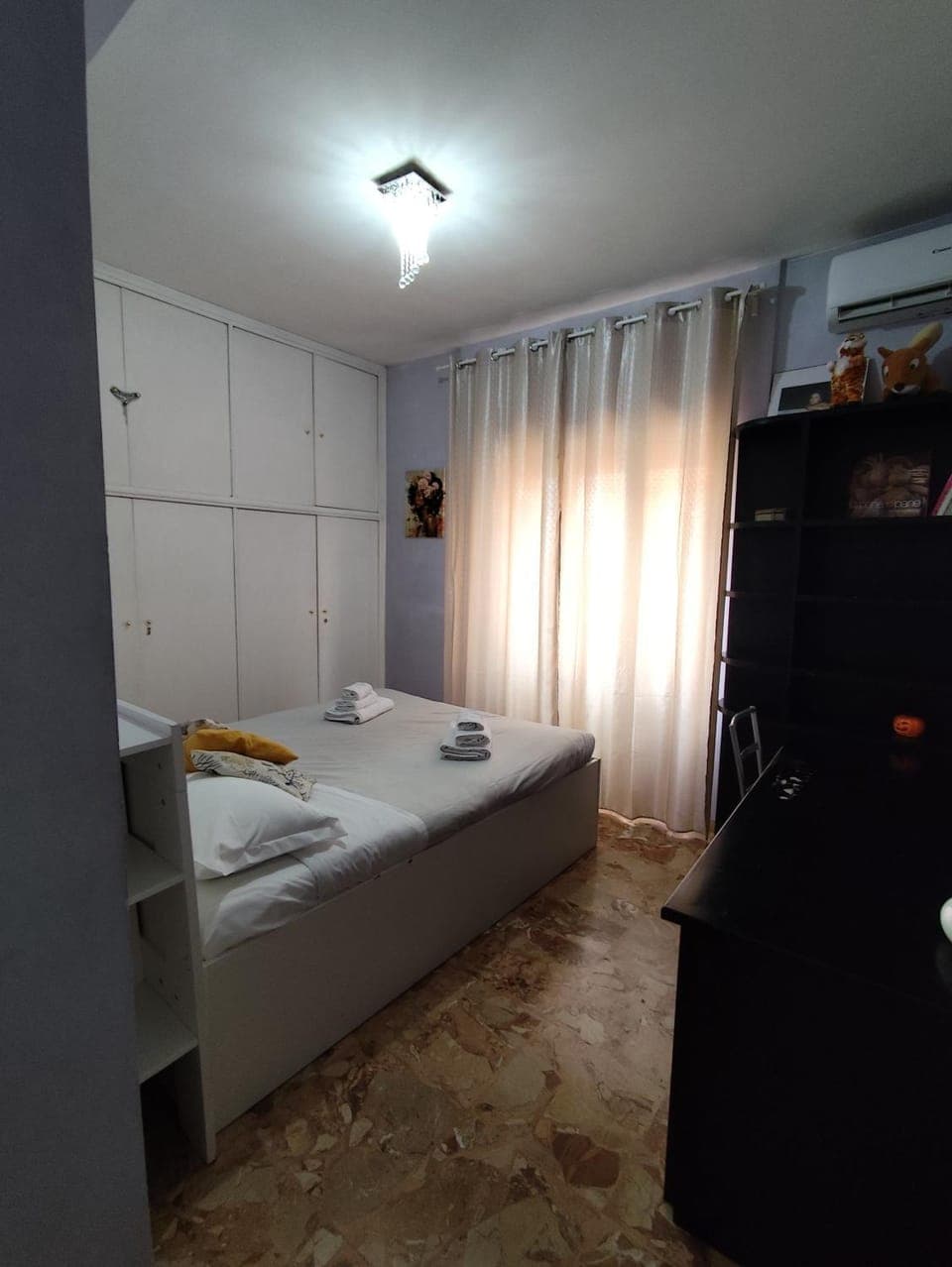 Bed, Decorative detail, Bedroom