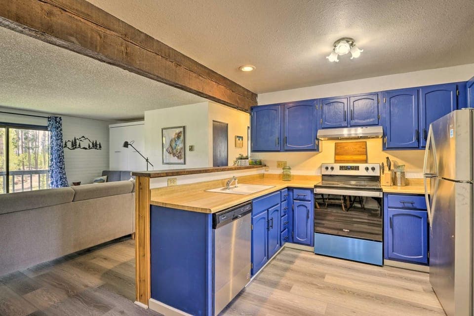 Grand Lake Condo w/ Mountain Views: Walk to Lake! House in Grand Lake