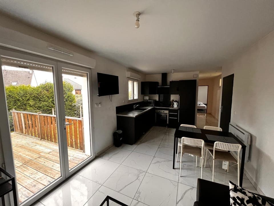 Balcony/Terrace, Kitchen or kitchenette, Living room