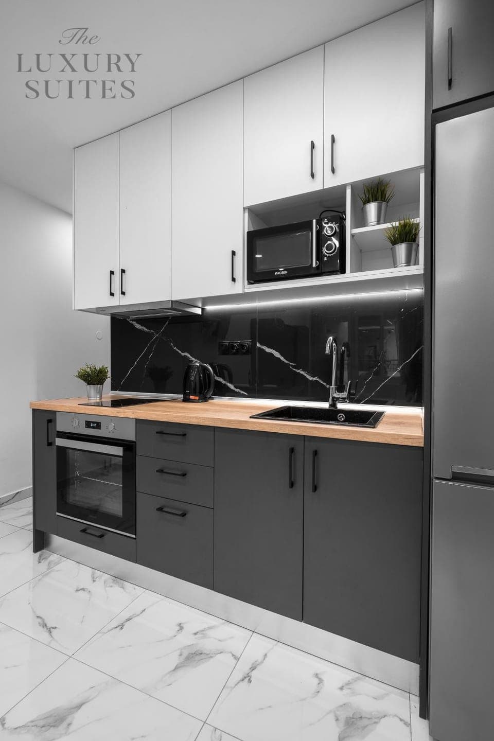 Kitchen or kitchenette, minibar, pet friendly, stove