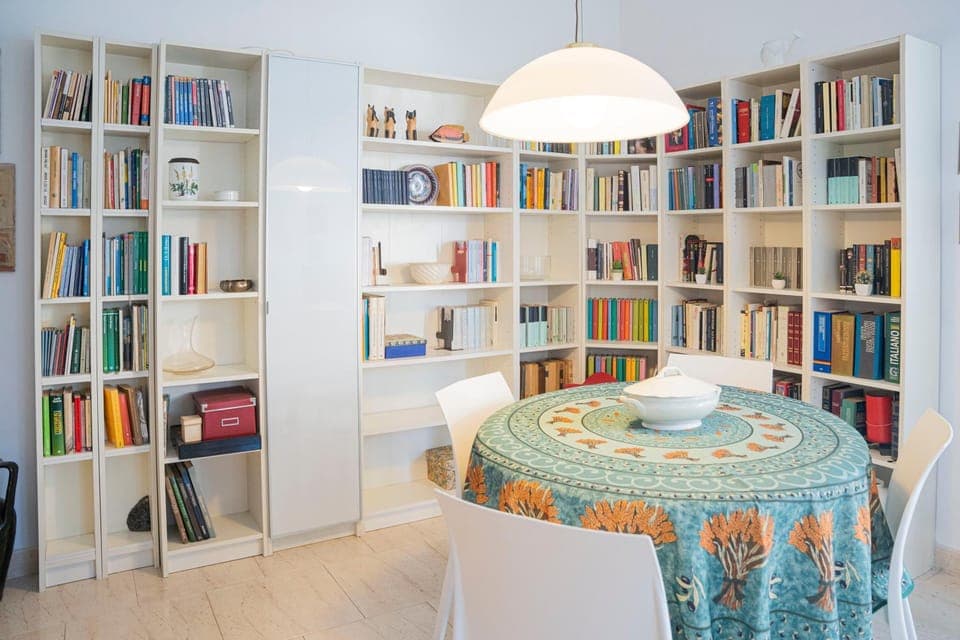 Library, Seating area, Dining area
