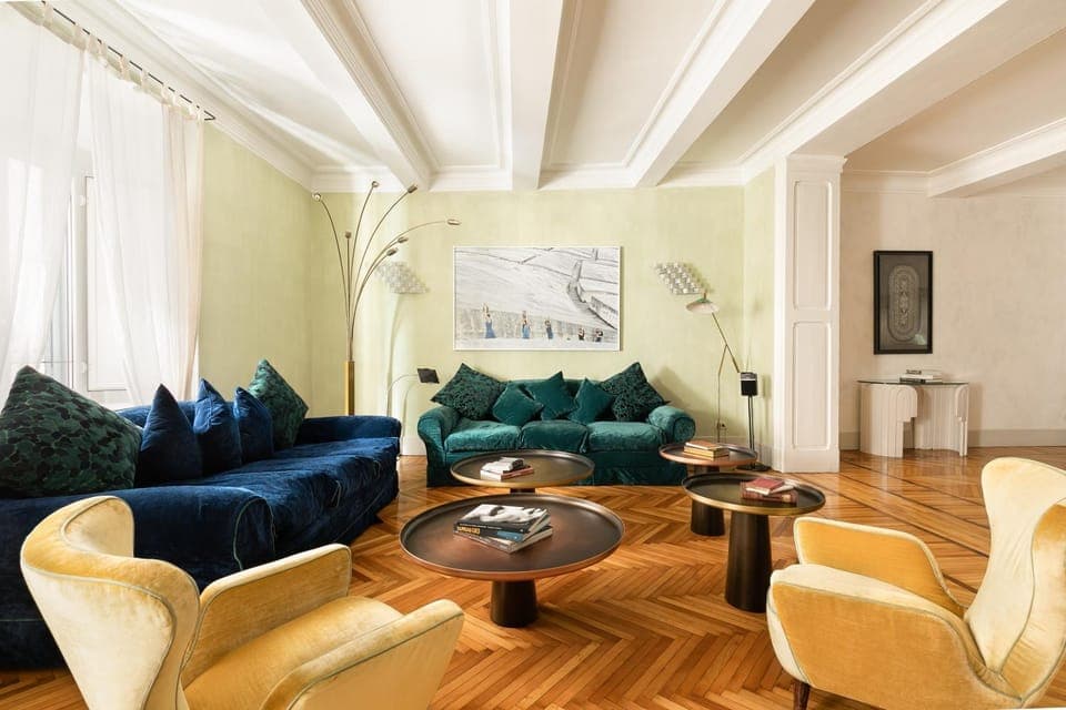 Living room, Seating area