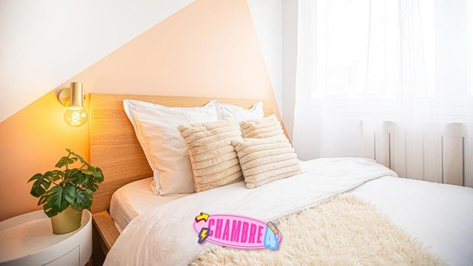 Bed, Decorative detail, Bedroom