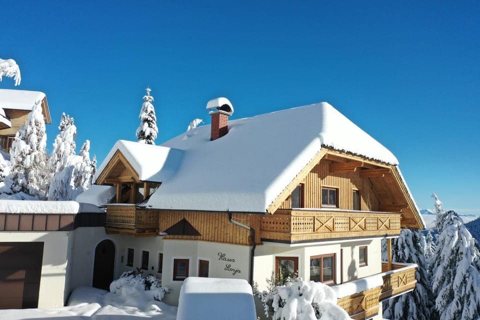 Property building, Natural landscape, Winter