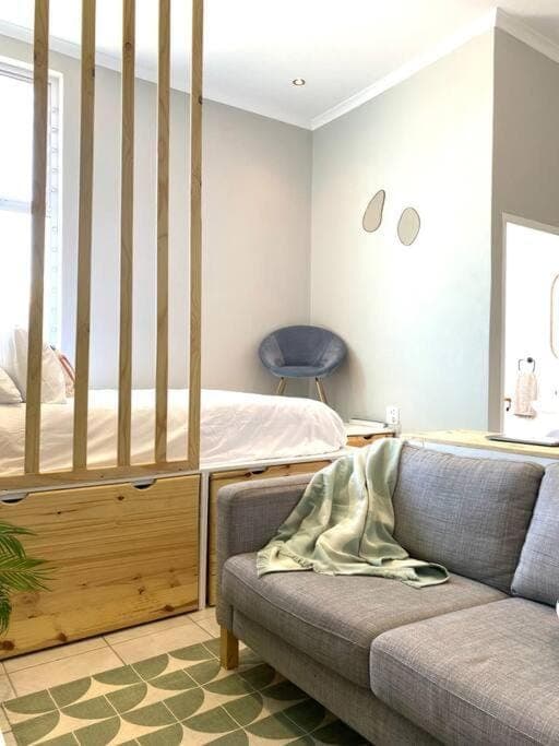 Bed, Living room, Seating area