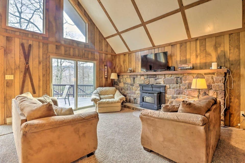 Lake Harmony Access: Home w/ Game Room + Fire Pit! House in Hickory Run State Park