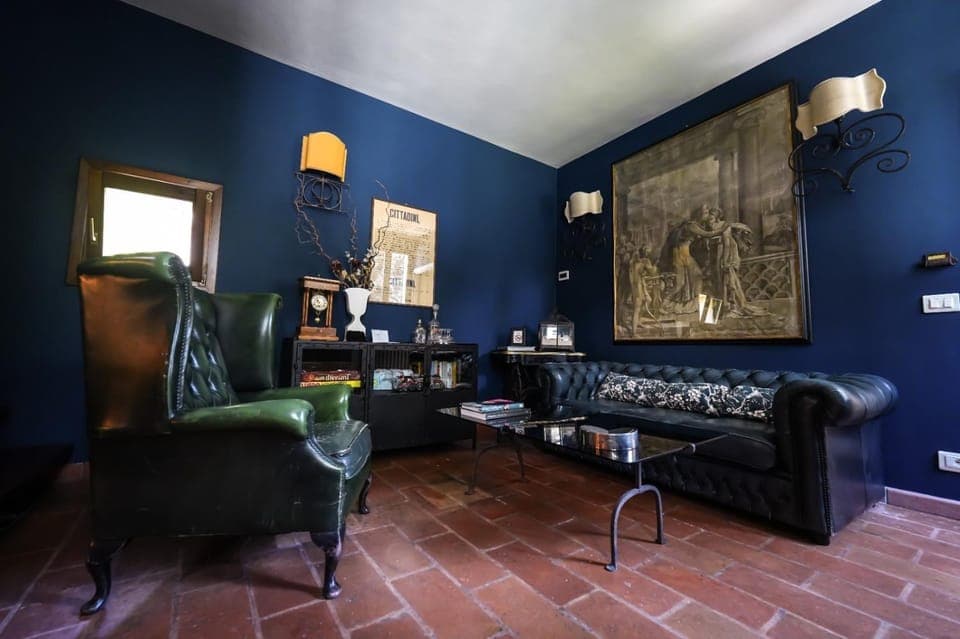 Living room, Seating area