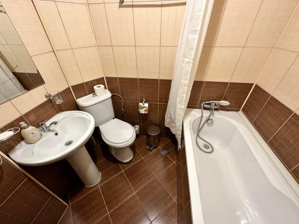 Toilet, Bathroom, Bath