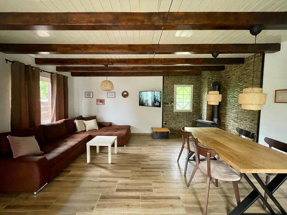 Living room, Dining area