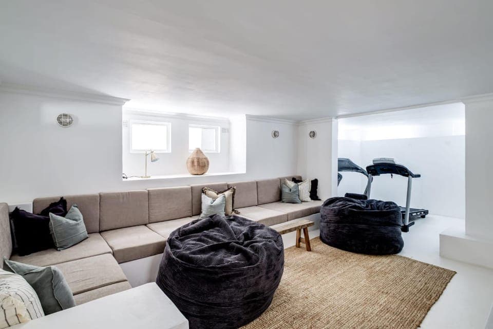 Living room, Fitness centre/facilities, Seating area