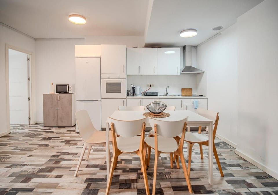 Kitchen or kitchenette, Dining area, oven, stove, toaster