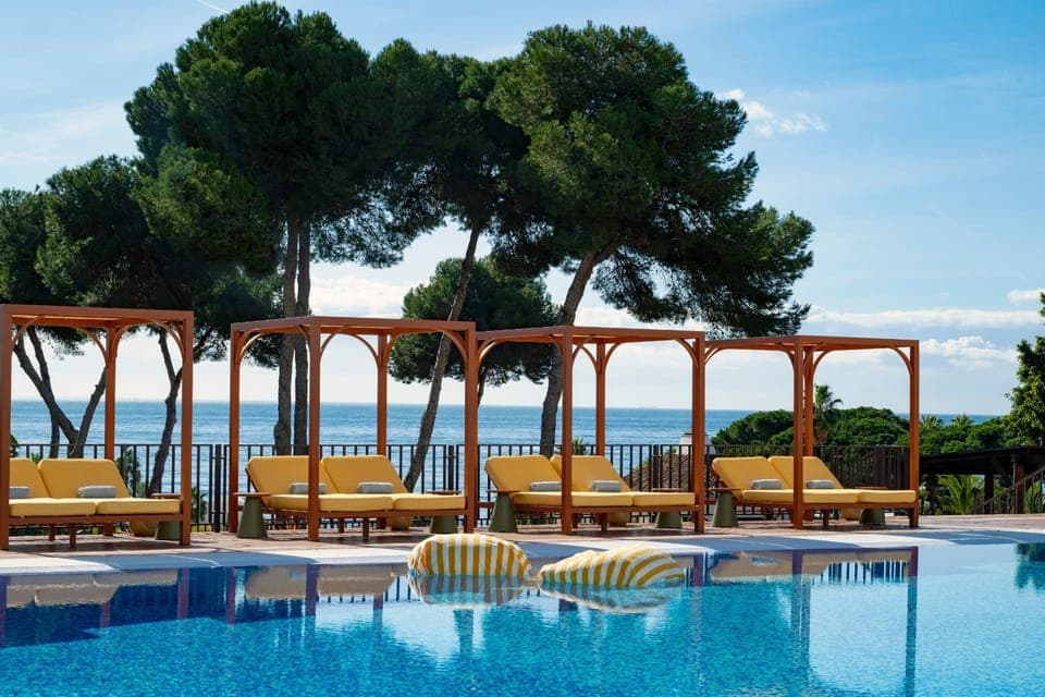 Sea view, Swimming pool