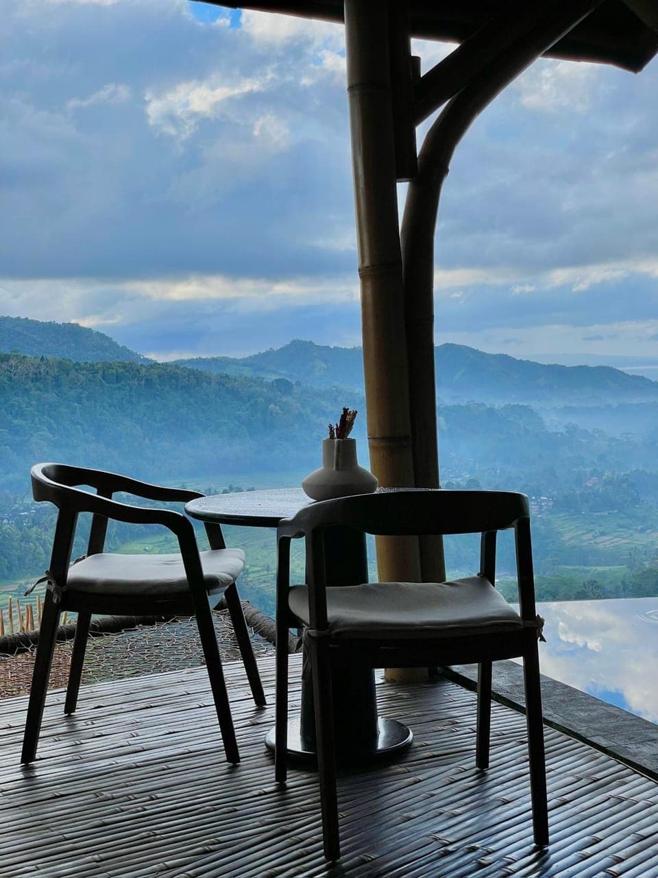 Day, View (from property/room), Balcony/Terrace, Dining area, Mountain view