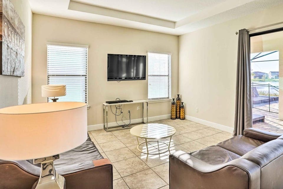 Modern Haines City Home w/ Pool & Lanai! House in Haines City
