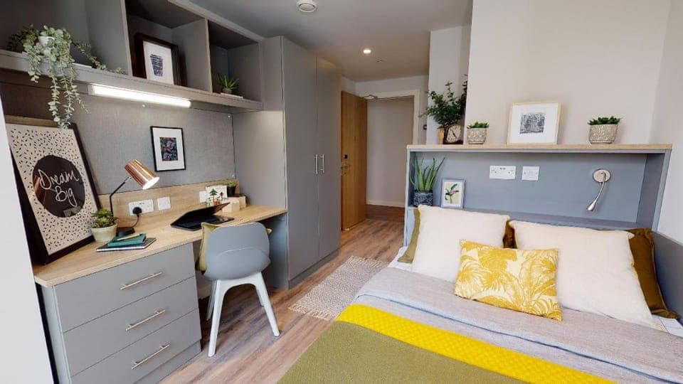 Bed, Photo of the whole room, Bedroom