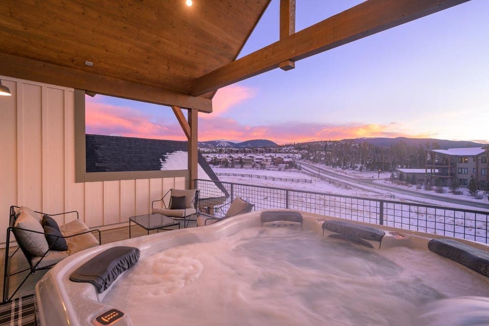 Hot Tub