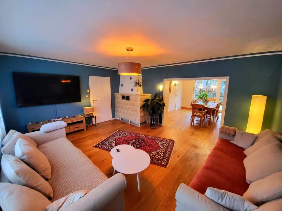 TV and multimedia, View (from property/room), Living room, Photo of the whole room, Seating area, Evening entertainment, Meeting/conference room