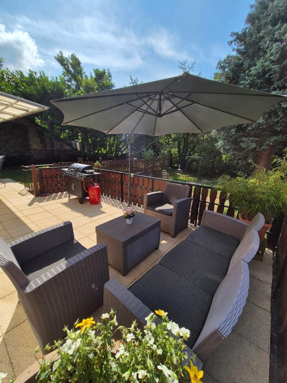 Day, Garden, Balcony/Terrace, Seating area, Garden view