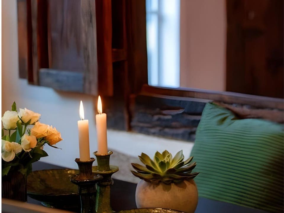 Seating area, Dining area