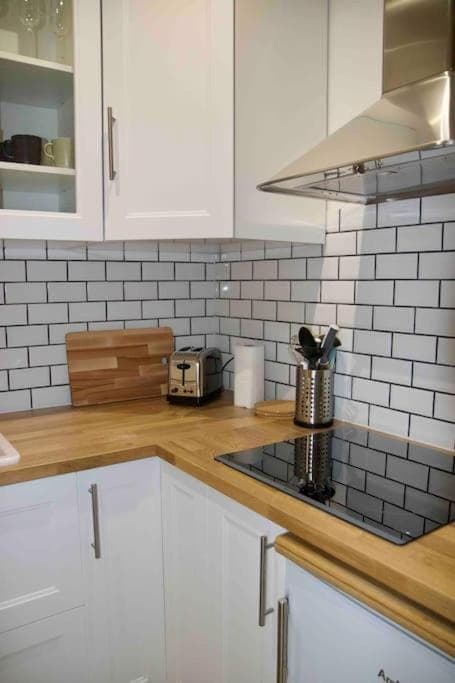 Kitchen or kitchenette, toaster