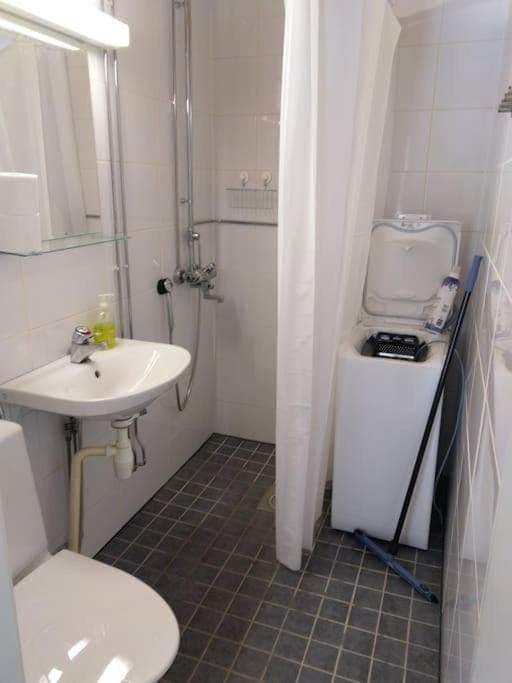 Shower, Bathroom, washing machine