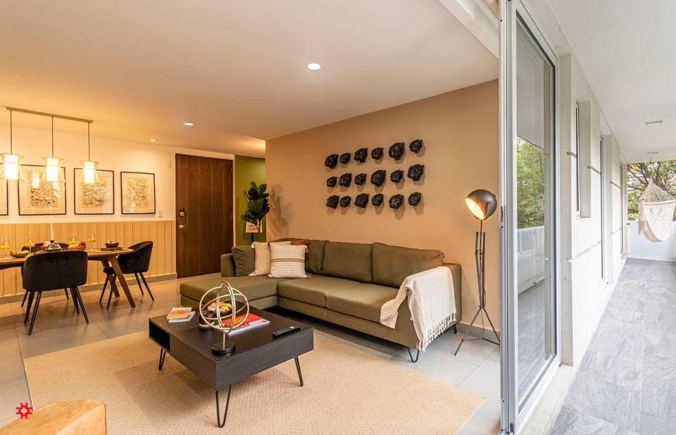 Living room, Seating area, Dining area