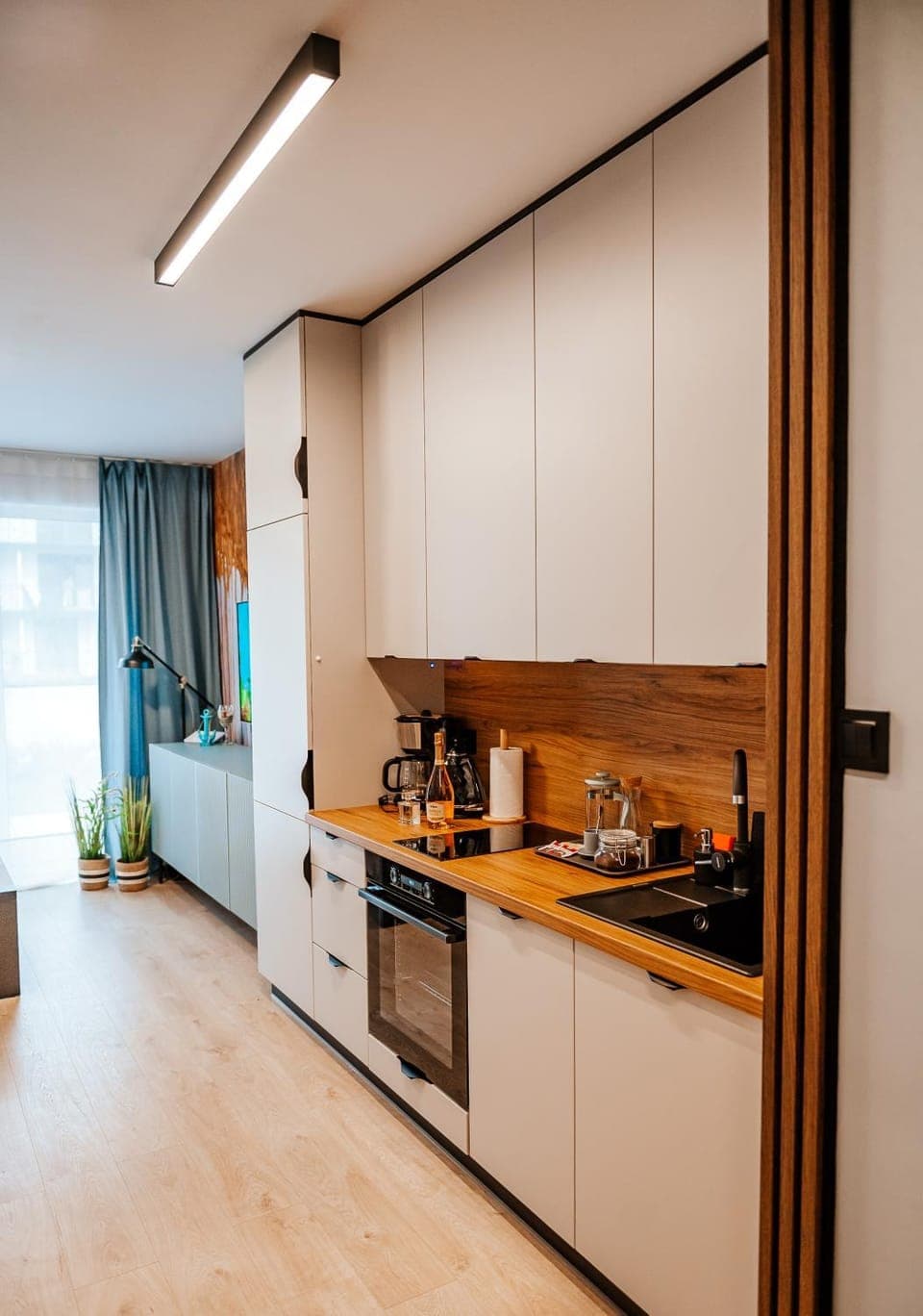 Kitchen or kitchenette, pet friendly, stove