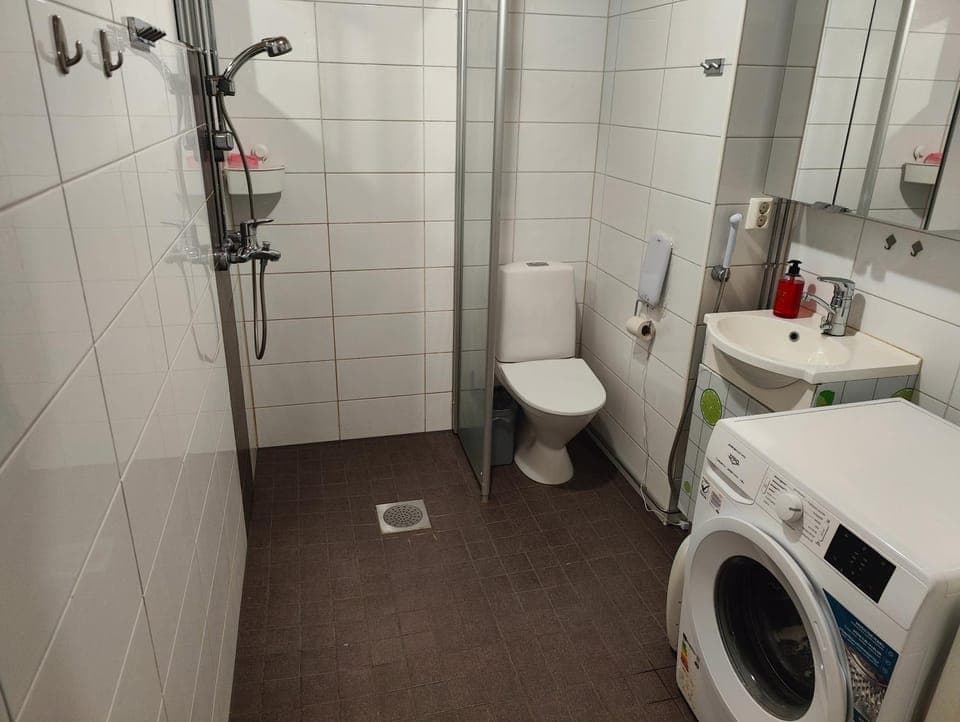 Helsinki Private-Yksityinen-Частный Room in Shared Apartment between City Center and Airport Vacation rental in Helsinki