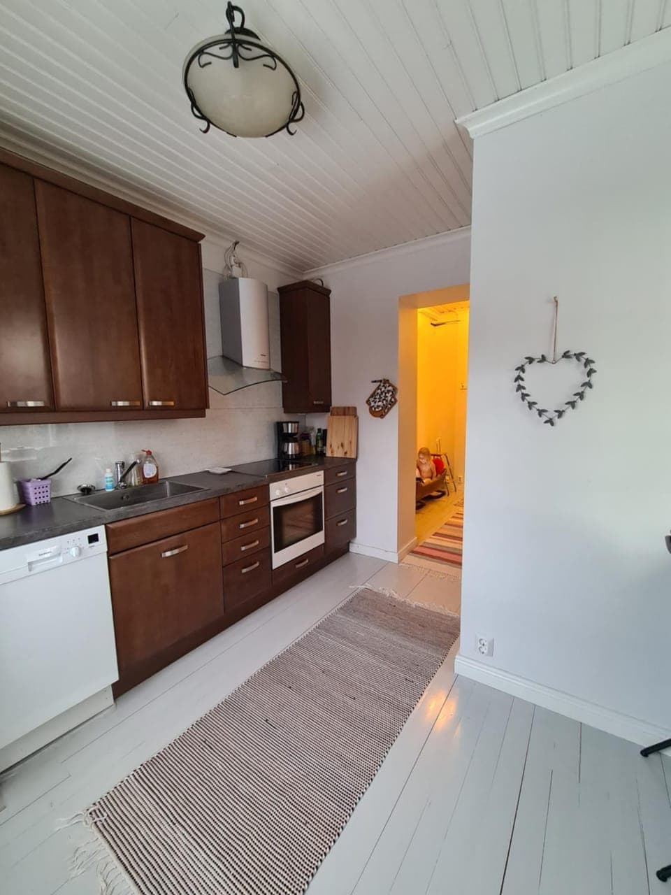 Ainutlaatuinen huoneisto Vanhassa kyläkoulussa House in Uusimaa