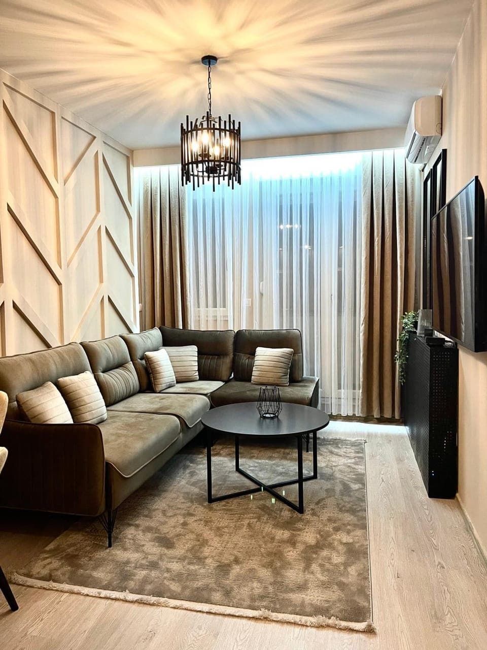 Living room, Seating area