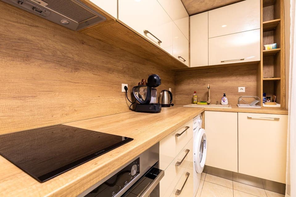 Coffee/tea facilities, Kitchen or kitchenette, pet friendly, stove