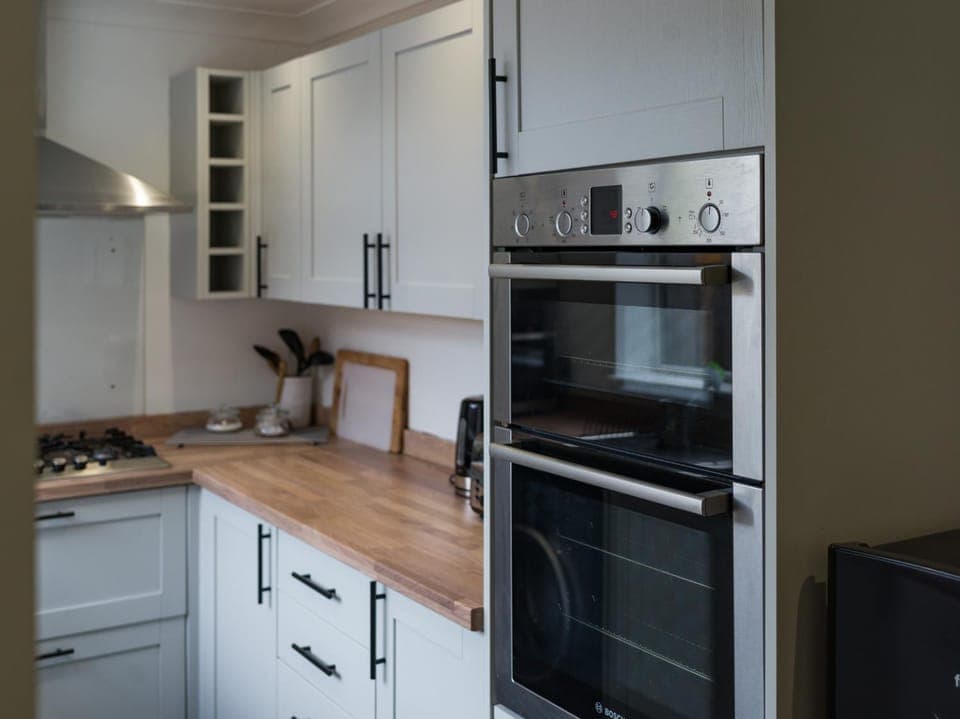 Kitchen or kitchenette, pet friendly