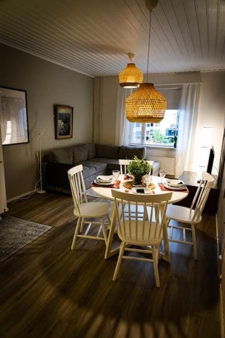 Living room, Dining area