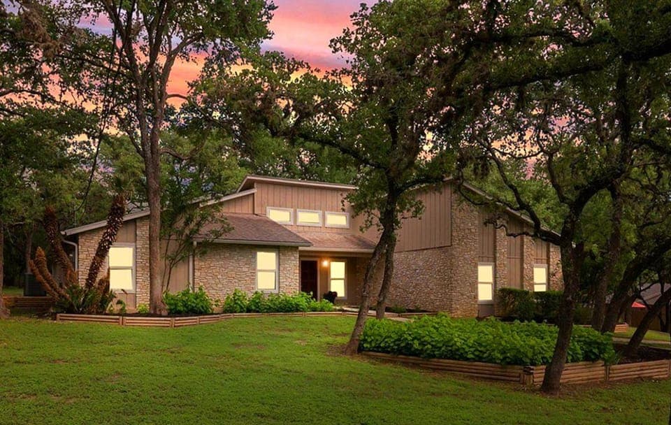 Property building, Garden view