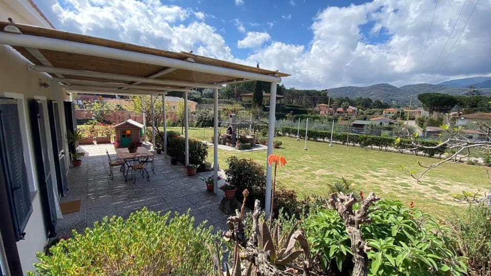 Property building, Garden