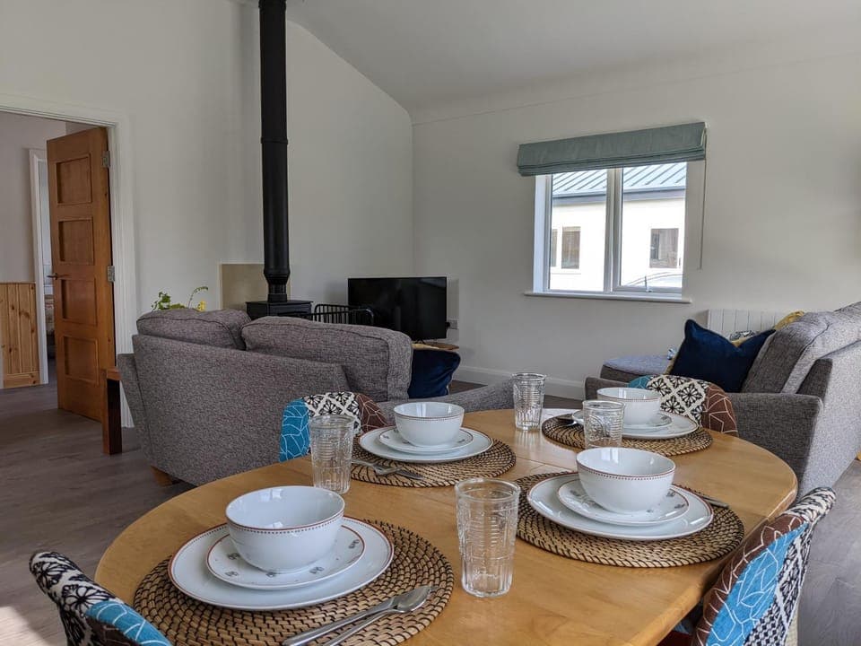 Living room, Seating area, Dining area