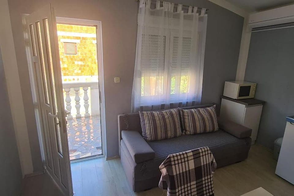 Apartmani Lana, 40 metara do mora, Seline (4+1) Apartment in Seline