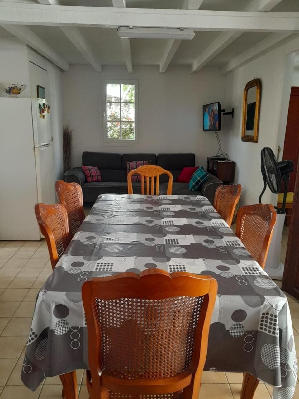 Maison créole chaleureuse avec stationnement House in Le Gosier