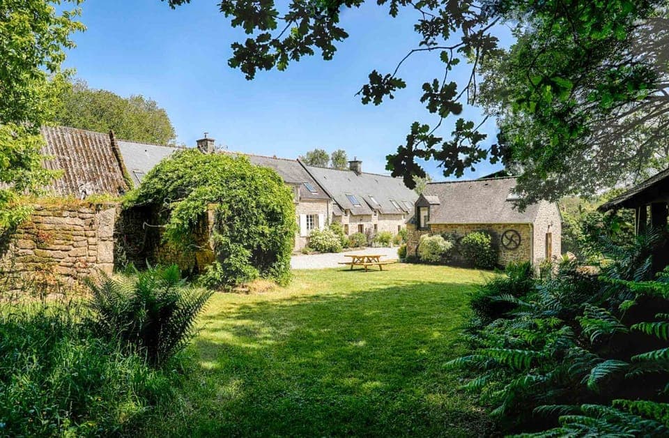 Property building, Natural landscape