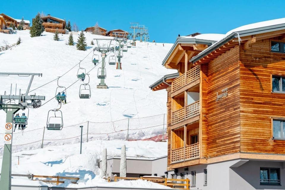 Property building, Winter, Mountain view