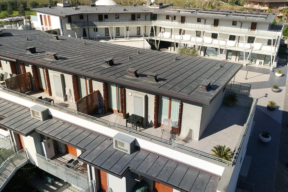 Property building, Day, Neighbourhood, Bird's eye view