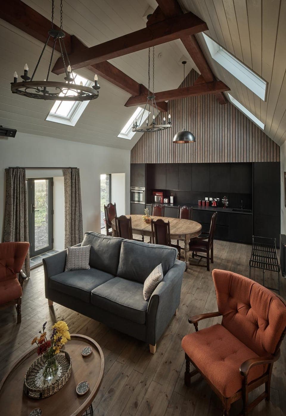 Living room, Photo of the whole room, Seating area, Dining area, kitchen