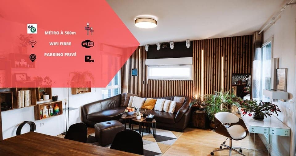 TV and multimedia, Living room, Lounge or bar, Dining area