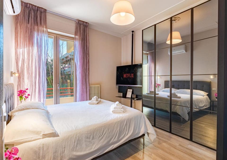 TV and multimedia, Bedroom, wardrobe