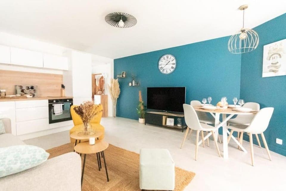 TV and multimedia, Living room